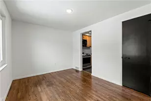 721 Sara Ln, Pittsburgh, PA 15147 - Photo 5