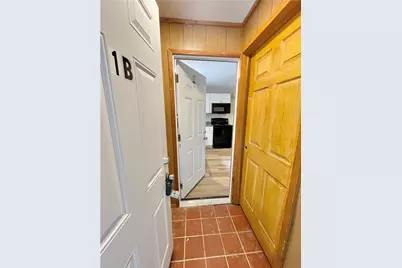 223 E Falls St #1B, New Castle, PA 16101 - Photo 3