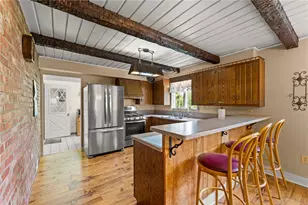 152 Sugar Run Rd, Franklin Township, PA 15370 - Photo 5