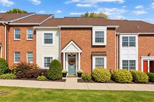 104 Boxwood Ct, Peters Township, PA 15317 - Photo 3