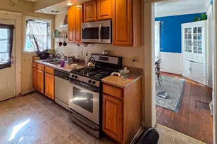 949 W 8th St, Erie City, PA 16502 - Photo 5