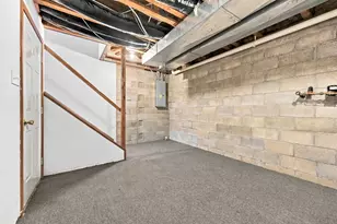 306 Castle Creek Dr, Seven Fields Boro, PA 16046 - Photo 23