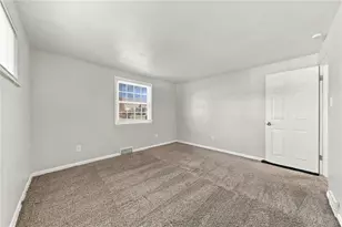 332 Bryant Dr, Pittsburgh, PA 15235 - Photo 11