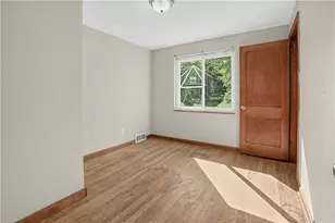 418 Commonwealth Ave, Duquesne, PA 15110 - Photo 29
