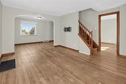 418 Commonwealth Ave, Duquesne, PA 15110 - Photo 5