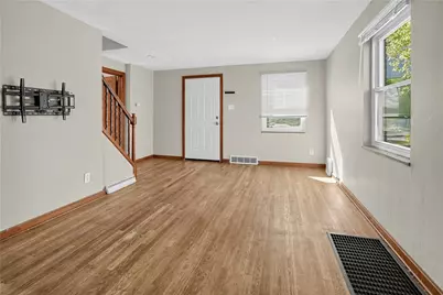 418 Commonwealth Ave, Duquesne, PA 15110 - Photo 7
