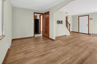 418 Commonwealth Ave, Duquesne, PA 15110 - Photo 9