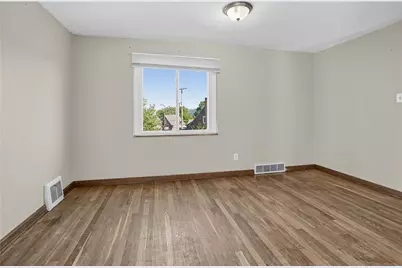 418 Commonwealth Ave, Duquesne, PA 15110 - Photo 19