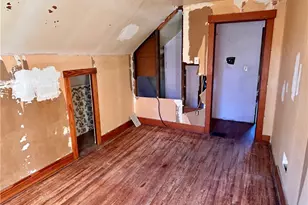 180 Grandview Ave, White Township, PA 15701 - Photo 15