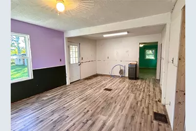 180 Grandview Ave, White Township, PA 15701 - Photo 5