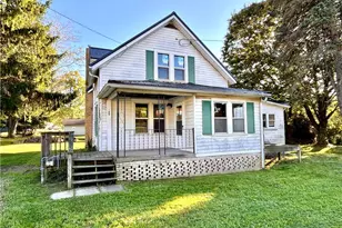 180 Grandview Ave, White Township, PA 15701 - Photo 1