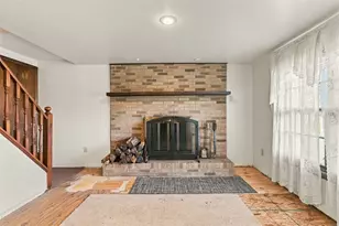 122 Brittner Cir, Jackson Township, PA 16063 - Photo 9