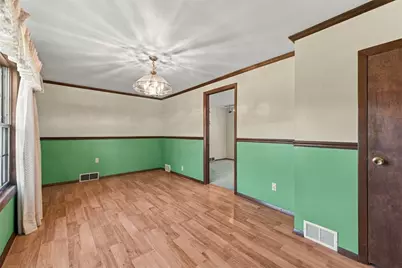 122 Brittner Cir, Jackson Township, PA 16063 - Photo 15