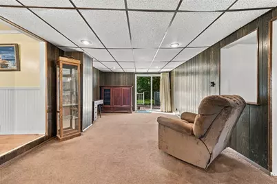 122 Brittner Cir, Jackson Township, PA 16063 - Photo 7