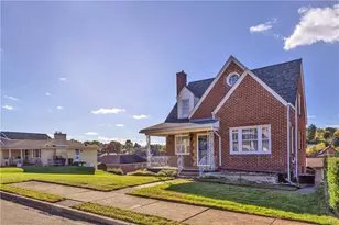 707 Washington, Jeannette, PA 15644 - Photo 3