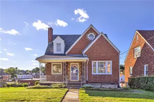 707 Washington, Jeannette, PA 15644 - Photo 1