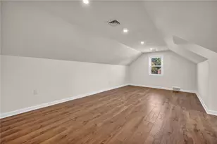 210 Sunny Dr, Pittsburgh, PA 15236 - Photo 15