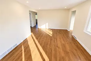 210 Sunny Dr, Pittsburgh, PA 15236 - Photo 5