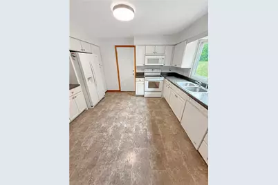 621 Washington Pike, Avella, PA 15312 - Photo 5