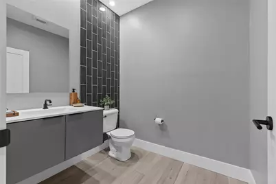 240 E Jefferson, Pittsburgh, PA 15212 - Photo 23