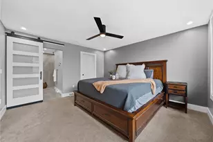 240 E Jefferson, Pittsburgh, PA 15212 - Photo 29