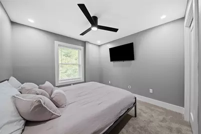 240 E Jefferson, Pittsburgh, PA 15212 - Photo 35