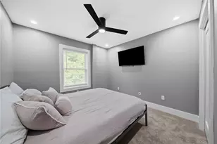 240 E Jefferson, Pittsburgh, PA 15212 - Photo 35