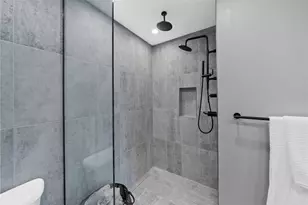 240 E Jefferson, Pittsburgh, PA 15212 - Photo 33