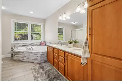 6530 Ten Point Cir, Penn Twp, PA 15085 - Photo 17