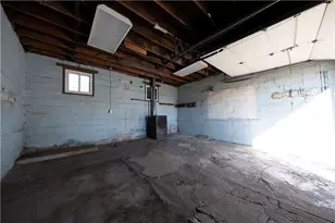 100 Reifert St, Pittsburgh, PA 15210 - Photo 39