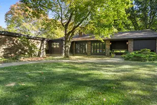 101 Springhouse Ln, Pittsburgh, PA 15238 - Photo 1