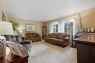 5005 Schwartz Ln, Hermitage, PA 16148 - Photo 3