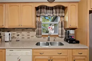 5005 Schwartz Ln, Hermitage, PA 16148 - Photo 7