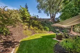 255 Connecting Rd, Pittsburgh, PA 15228 - Photo 27