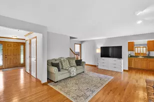 8510 Breezewood Dr, Pittsburgh, PA 15237 - Photo 13