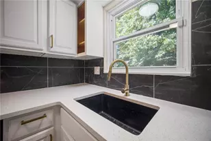 418 Pennwood Dr, Pittsburgh, PA 15235 - Photo 19