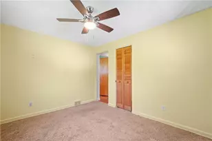 214 Drake Rd, Bethel Park, PA 15102 - Photo 21