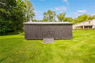 214 Drake Rd, Bethel Park, PA 15102 - Photo 39