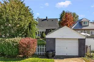 439 Franklin Ave, Canonsburg, PA 15317 - Photo 17