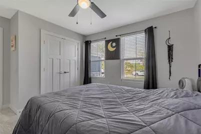 106 Olivia Dr, Center Township, PA 15061 - Photo 15