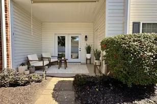 250 Hidden Ridge Ct, South Park, PA 15129 - Photo 1