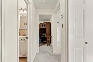 572 Jenne Dr, Pittsburgh, PA 15236 - Photo 11