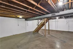 609 Millers Ln, Pittsburgh, PA 15239 - Photo 27