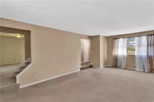 609 Millers Ln, Pittsburgh, PA 15239 - Photo 9