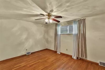 609 Millers Ln, Pittsburgh, PA 15239 - Photo 21