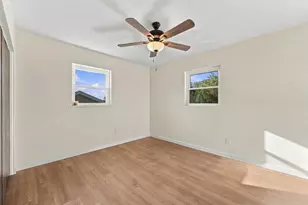 215 Dunbar Dr, Wilkins Township, PA 15235 - Photo 13