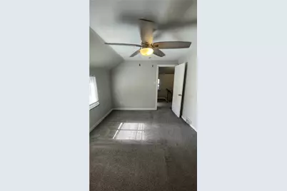 63 W Bellecrest Ave, Pittsburgh, PA 15227 - Photo 17