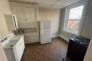 211 S 2nd St, Jeannette, PA 15644 - Photo 3
