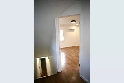813 Lauck Ave, Liberty Boro, PA 15133 - Photo 17