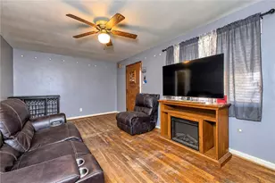 633 Woodward Ave, Stowe Township, PA 15136 - Photo 3